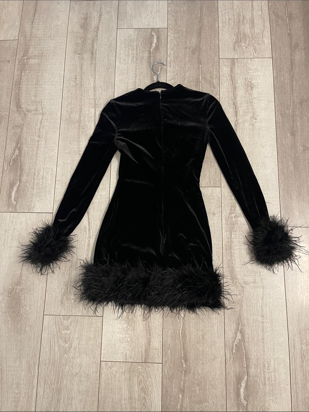House Of CB Black Velvet Feather Trim Long Sleeve Mini Dress XS- worn once! - Picture 9 of 9